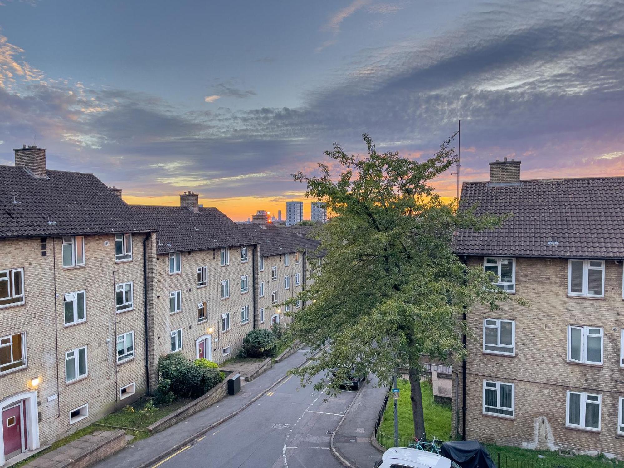 Beautiful 3-Bed Apartment At Swiss Cottage London Bagian luar foto