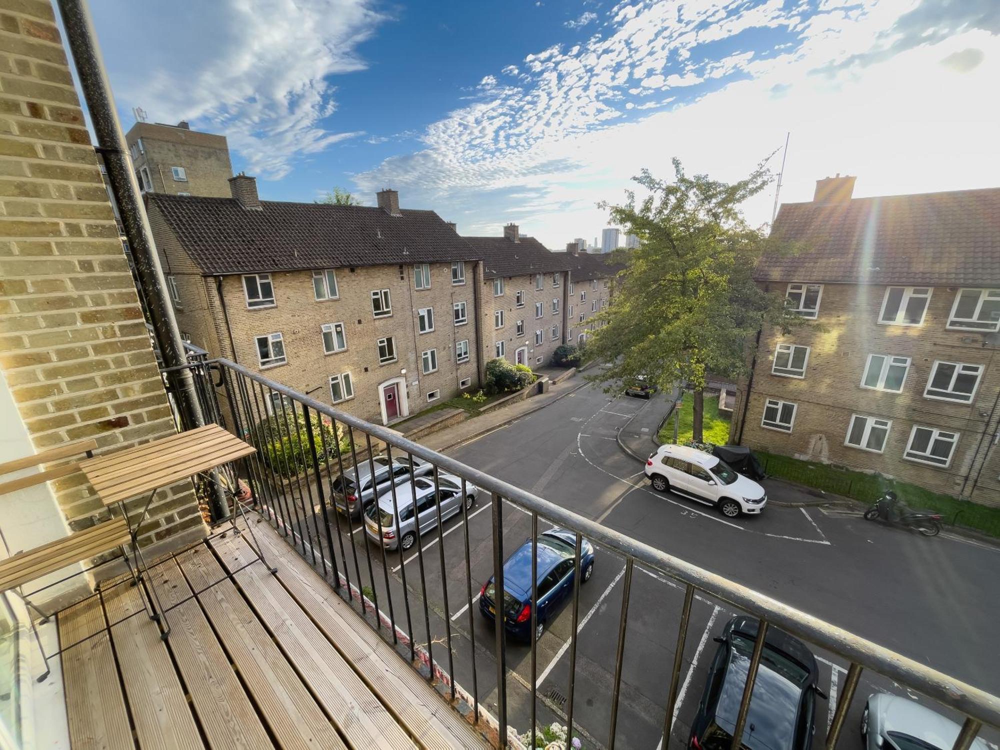 Beautiful 3-Bed Apartment At Swiss Cottage London Bagian luar foto